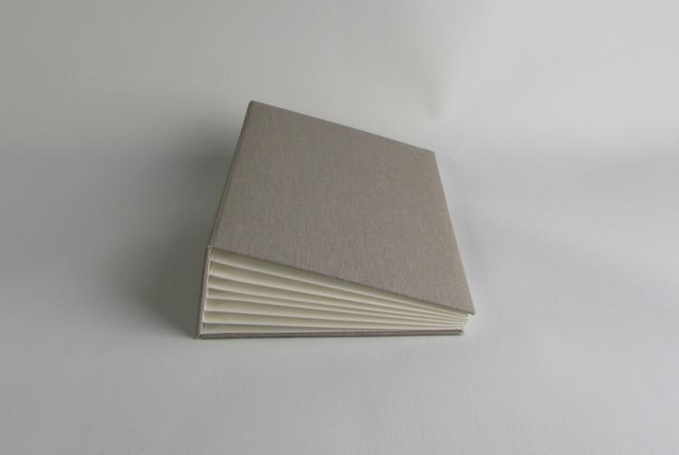 Eco-Scrapbooking Canvas Album 162x212 mm Kraft White