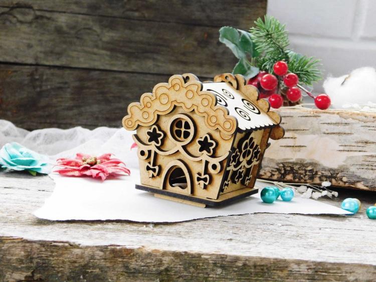 Creative Studio HDF Gingerbread Hut #151