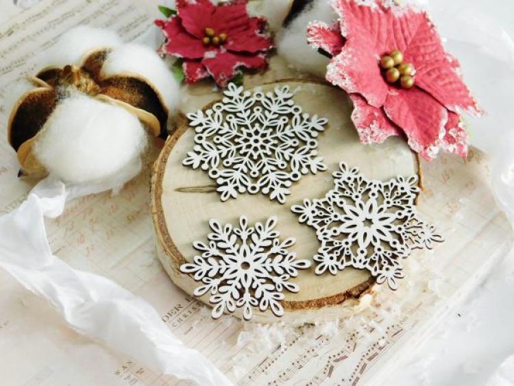 Creative Studio Chipboard Snowflakes #HW1944